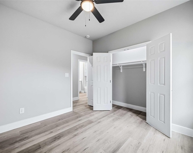 8512 Farqueson Street - Photo Thumbnail 20