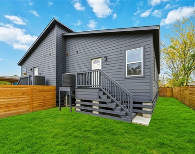 8512 Farqueson Street - Photo Thumbnail 30