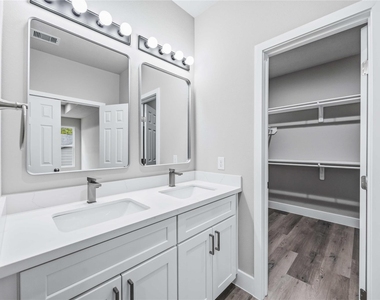 8512 Farqueson Street - Photo Thumbnail 26