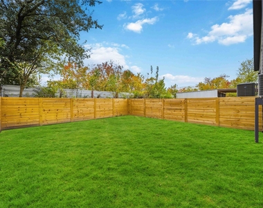 8512 Farqueson Street - Photo Thumbnail 29