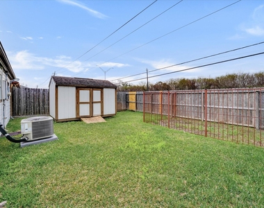 9407 Stockwell Drive - Photo Thumbnail 24