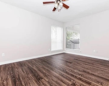 4400 Memorial Drive - Photo Thumbnail 15
