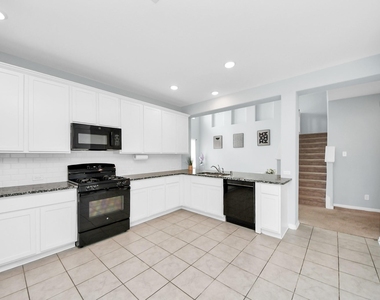 208 Salange Lane - Photo Thumbnail 15