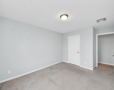 208 Salange Lane - Photo Thumbnail 41