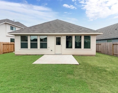 20223 N Rainflower Bay Lane - Photo Thumbnail 6