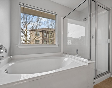8912 Elm Drake Lane - Photo Thumbnail 21