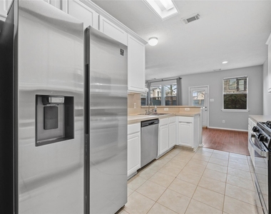 8912 Elm Drake Lane - Photo Thumbnail 11