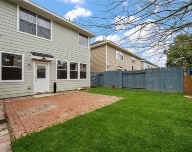 8912 Elm Drake Lane - Photo Thumbnail 24