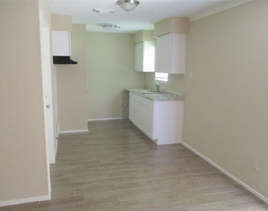 23119 Banquo Drive - Photo Thumbnail 4