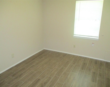 23119 Banquo Drive - Photo Thumbnail 9