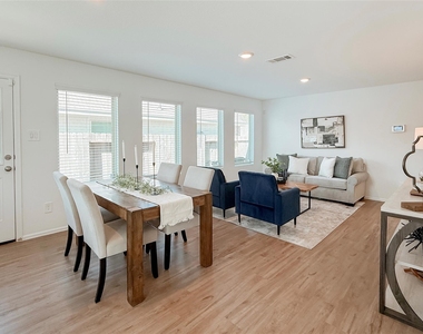 22166 Birchfield Grove Lane - Photo Thumbnail 3