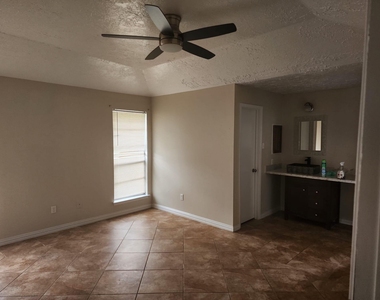 715 Beechbend Drive - Photo Thumbnail 27