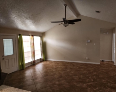 715 Beechbend Drive - Photo Thumbnail 10