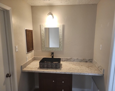 715 Beechbend Drive - Photo Thumbnail 21