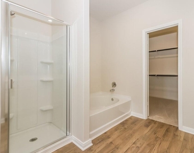 409 Sunny Highlands Drive - Photo Thumbnail 8