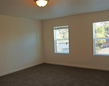 10535 Mills Road - Photo Thumbnail 41