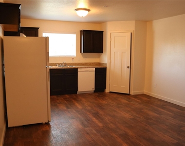 10535 Mills Road - Photo Thumbnail 25