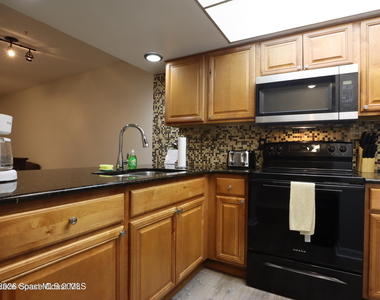 3147 Sir Hamilton Circle - Photo Thumbnail 3