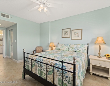 601 Shorewood Drive - Photo Thumbnail 27