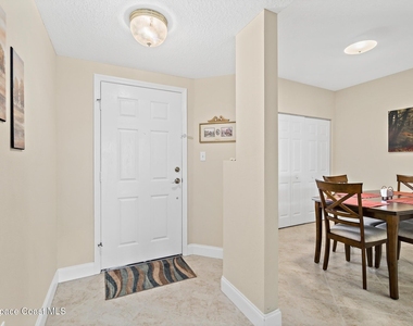 601 Shorewood Drive - Photo Thumbnail 3