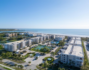 601 Shorewood Drive - Photo Thumbnail 40