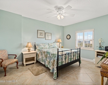 601 Shorewood Drive - Photo Thumbnail 25