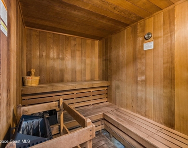 601 Shorewood Drive - Photo Thumbnail 24