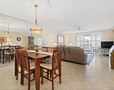 601 Shorewood Drive - Photo Thumbnail 11