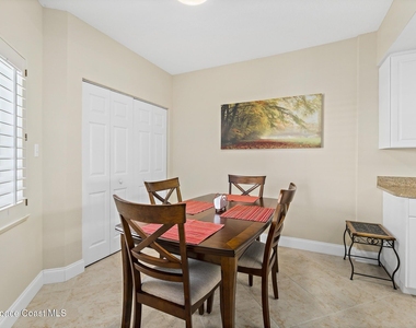 601 Shorewood Drive - Photo Thumbnail 4
