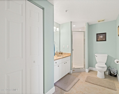601 Shorewood Drive - Photo Thumbnail 28