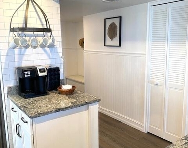 8500 Ridgewood Avenue - Photo Thumbnail 6