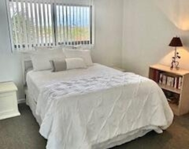 8500 Ridgewood Avenue - Photo Thumbnail 18