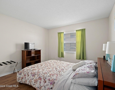 4570 Ocean Beach Boulevard - Photo Thumbnail 15