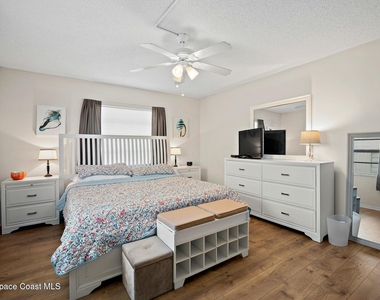 4570 Ocean Beach Boulevard - Photo Thumbnail 13