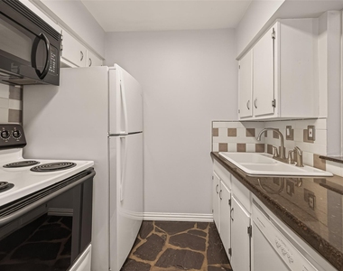 9029 Gaylord Street - Photo Thumbnail 8
