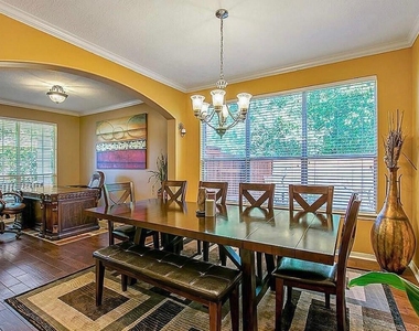 4506 Timber Pine Trail - Photo Thumbnail 11