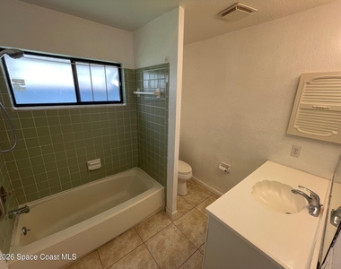 997 Mariposa Drive Ne - Photo Thumbnail 10