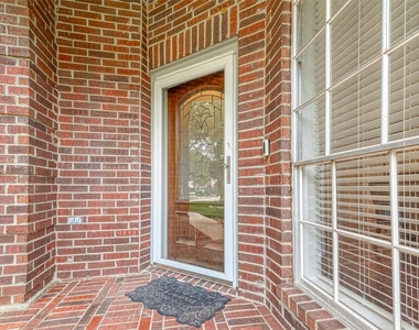 7302 Colony View Lane - Photo Thumbnail 4
