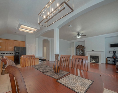 7302 Colony View Lane - Photo Thumbnail 20