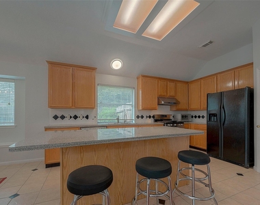 7302 Colony View Lane - Photo Thumbnail 27