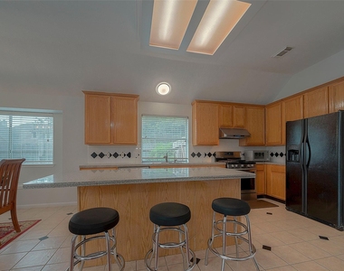 7302 Colony View Lane - Photo Thumbnail 26