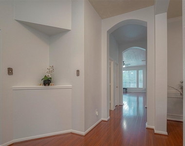 7302 Colony View Lane - Photo Thumbnail 6