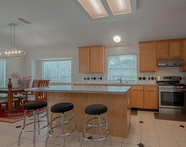 7302 Colony View Lane - Photo Thumbnail 25
