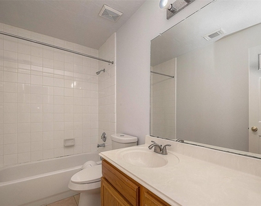7302 Colony View Lane - Photo Thumbnail 31