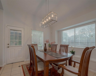 7302 Colony View Lane - Photo Thumbnail 18