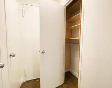 East 63 Street - Photo Thumbnail 8