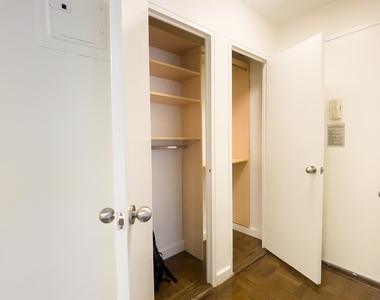 East 63 Street - Photo Thumbnail 9