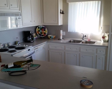 844 Beachwalk Boulevard - Photo Thumbnail 15