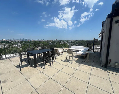 691 Chauncey Street - Photo Thumbnail 9