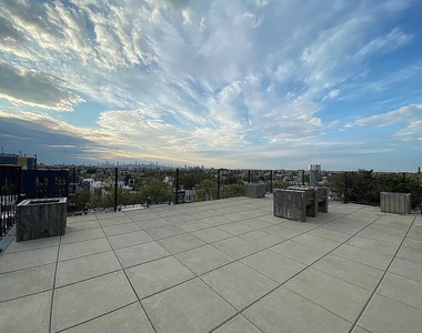 691 Chauncey Street - Photo Thumbnail 10